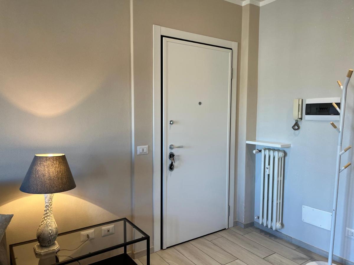 Garibaldi 46 Apartman Verbania Kültér fotó