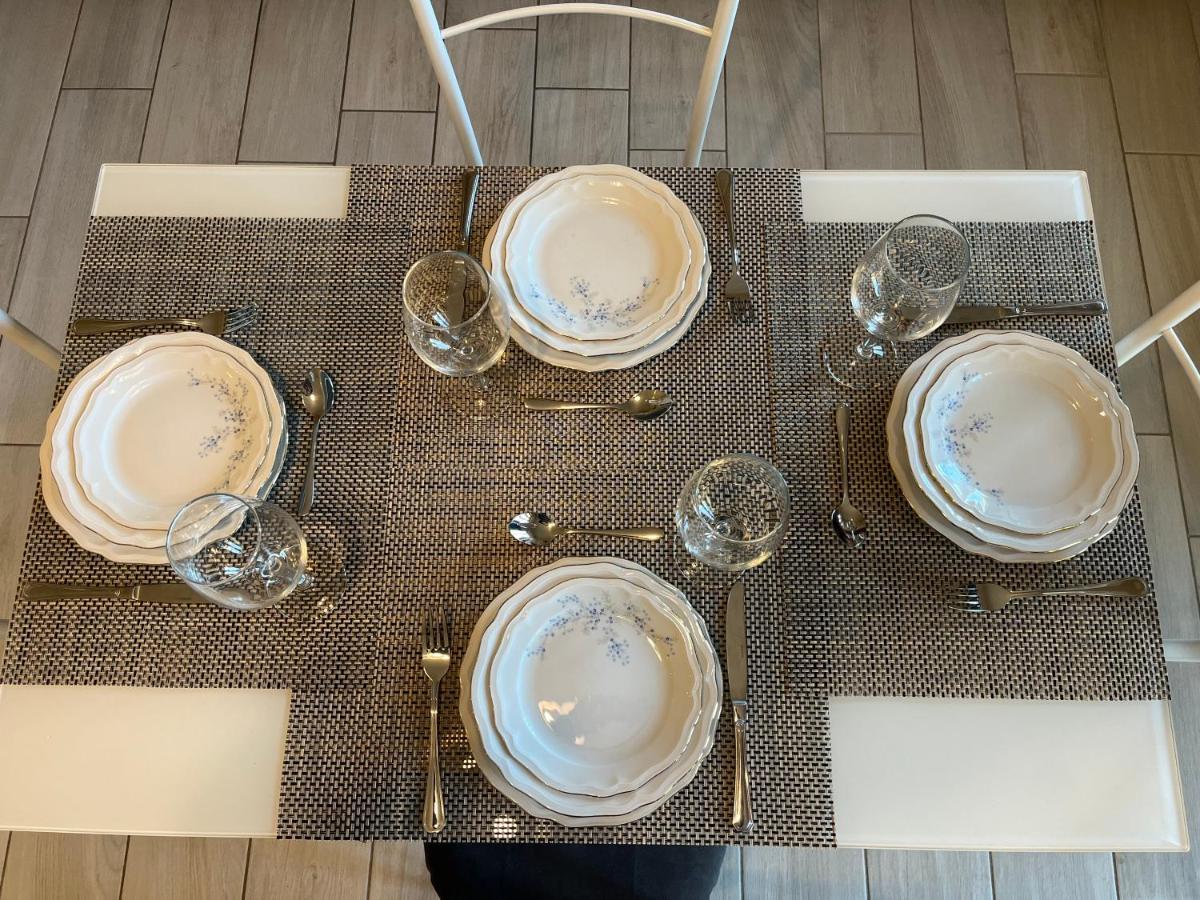 Garibaldi 46 Apartman Verbania Kültér fotó